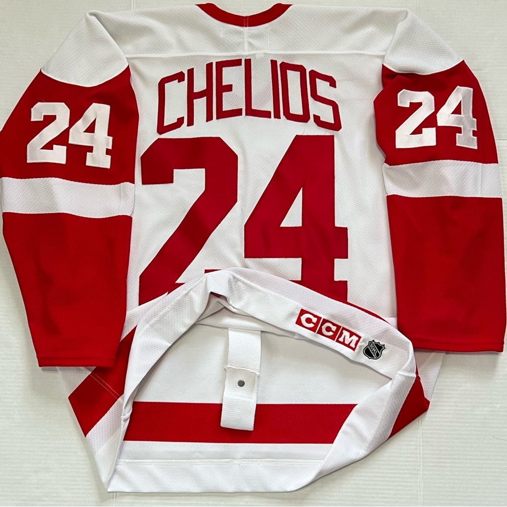 Vintage Detroit Red Wings Chelios 2000 Patch Jersey Authentic Strap 52